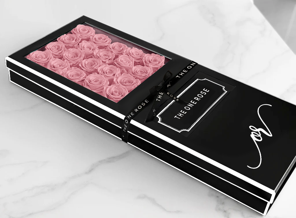 Signature Luxury Forever Rose Black Box - Sakura Pink