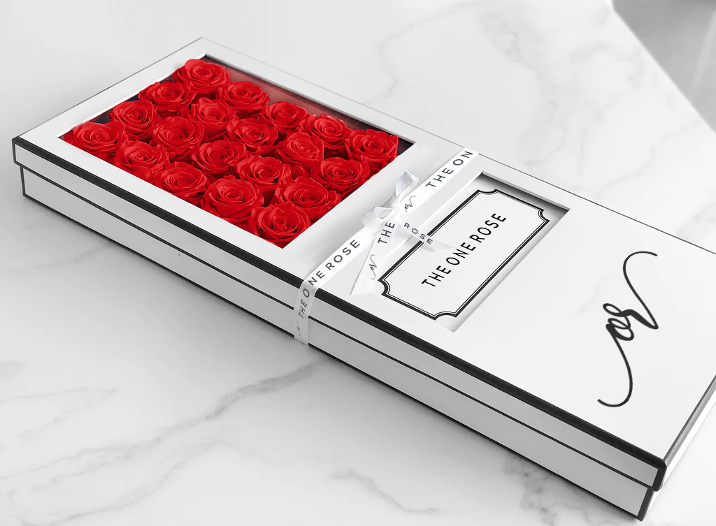 Signature Luxury Forever Rose White Box - Red